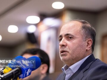 نوری: رفع موانع توسعه کشاورزی رودبار در دستور کار قرار دارد
