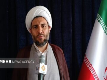 آمریکا به دنبال نفوذ و تاراج منابع کشورها است
