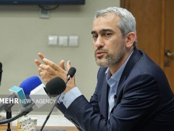 عزم جدی دولت برای اصلاح سیاست‌های ارزی و حرکت به سمت تک‌نرخی شدن ارز