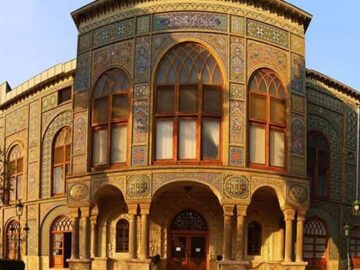 تعطیلی کاخ گلستان ادامه دارد