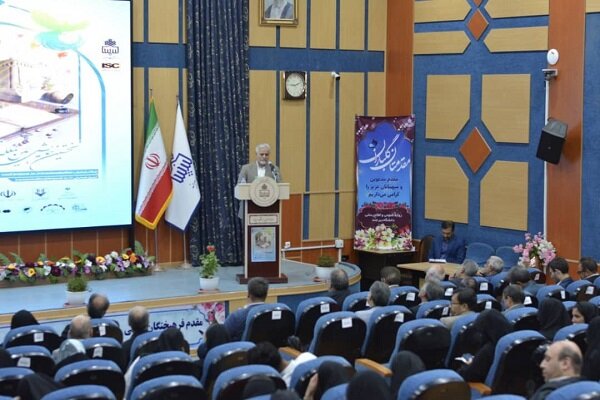 افغانستان در حال تضعیف زبان فارسی است؛ مولوی برای کیست ایران یا ترکیه؟