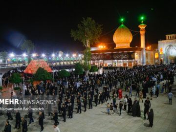 مراسم عزاداری شهادت امام رضا(ع) در حرم شاهچراغ(ع)