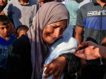 شهادت ده‌ها فلسطینی در حملات امروز صهیونیست‌ها به غزه