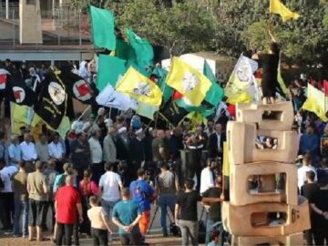 تظاهرات لبنانی‌ها در اعتراض به تصویب طرح آمریکایی در دولت + فیلم