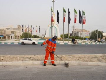 کارگران شهرداری کنگان ساعات کاری خودشان را در تابستان تعیین می‌کنند