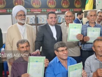 اهدای اسناد مالکیت تک برگ به اهالی لشت‌نشا و خشکبیجار در گیلان
