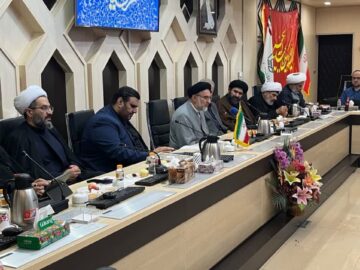 خاموشی: اصل کار ما بلند کردن تابلو قرآن است