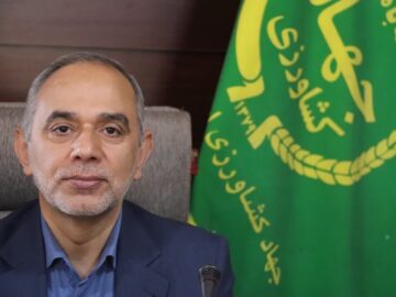رها سازی پلاستیک در خاک ممنوع؛ کشاورزان ضایعات پلاستیک را جمع کنند