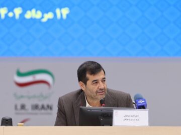 دنیامالی: نصف قرارداد یک فوتبالیست را صرف سالم نگه داشتن ورزشگاه کنند