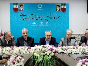استاندار آذربایجان شرقی: از تولید به هر قیمتی حمایت می کنیم