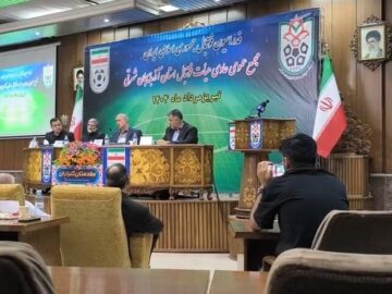 تاج خواستار رونق فوتبال ساحلی و جذب مشارکت مردمی شد