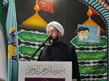 نقد مدیران توسط خبرنگاران وظیفه حرفه ای آنان است