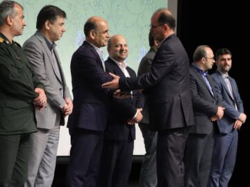 تصاویری از آیین تجلیل از خبرنگاران در گیلان