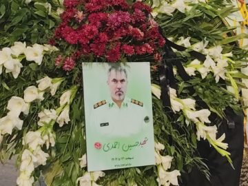 پیکر شهید «حسین احمدی» در دشتستان خاکسپاری شد