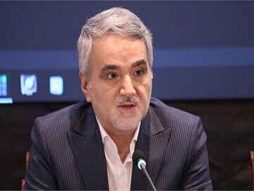 پاسخگویی لحظه‌ای به بازنشستگان با هوش مصنوعی