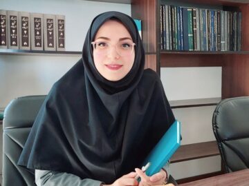 نقش سهراب سپهری و تربیت مادر در زندگی یک شاعر جوان؛ شعر پناه است