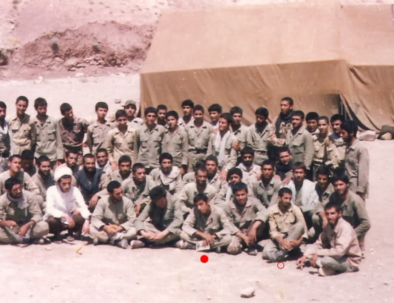 قهرمانان بیادعا؛ حکایت پایداری در اردوگاههای صدام