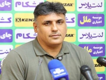 خلیفه اصل: ریسک بازی دادن به جوان ها را می پذیرم