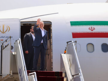 پزشکیان مینسک را به مقصد تهران ترک کرد