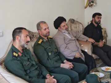 فداکاری آزادگان باید در تاریخ زنده بماند
