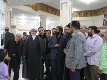 قرآن کتابت شده هنرمند چهارمحال و بختیاری رونمایی شد