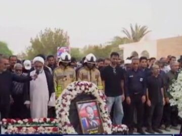 تشییع باشکوه پیکر آتش‌نشان قهرمان «مجید سفالی» در کنگان