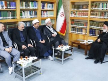 مبارزه با بی‌حجابی وظیفه همگانی است