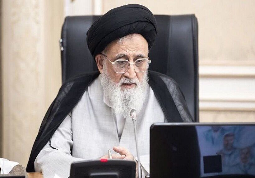 آیت‌الله مدرسی‌یزدی: اتکا به آمریکا موجب بیچارگی کشورها می‌شود