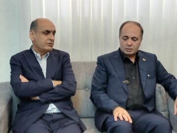 دیدار وزیر جهاد کشاورزی با خانواده شهید بشارتی در انزلی