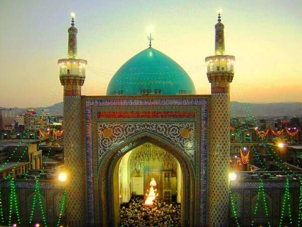 مسجد مرکز فرماندهی و مدیریت صحیح امور عام‌المنفعه اجتماعی است