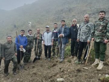 ۱۵ هکتار از مراتع درآکین چالوس دچار حریق شد؛ مهار آتش‌سوزی
