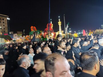 عزاداری زائران رضوی در آستانه شهادت امام رضا(ع)