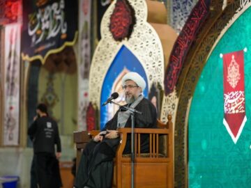 آذربایجان قهرمانانه انقلاب و تمامیت ارضی ایران را حفظ کرده است