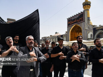 حرم مطهر رضوی در سالروز شهادت امام رضا(ع)