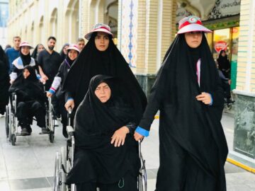 ۳۲۰۰ زائر کم‌توان با همت جوانان هلال‌احمر خراسان شمالی به حرم رسیدند