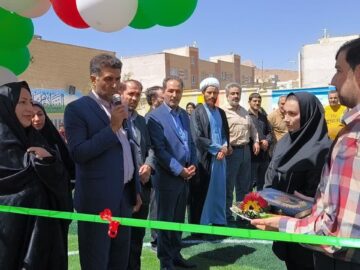چمن مصنوعی دبستان شهید غریبی شاهرود افتتاح شد