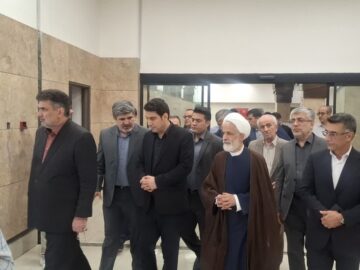 تکمیل تالار مرکزی سنندج پیگیری می‌شود