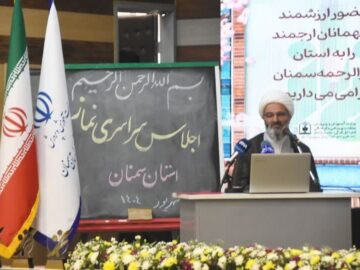 نماز یک هدایت فطری؛ حلاوت عبادت به دانش آموزان چشانده شود