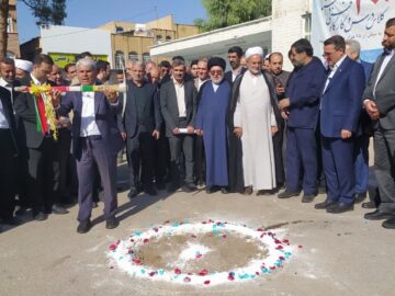 کلنگ‌زنی ۱۳ طرح آموزشی، پرورشی و ورزشی در قم