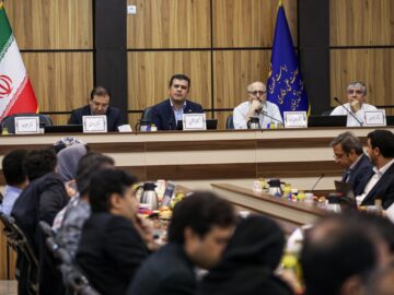 پرسش و پاسخ با دموی دستیاران هوش مصنوعی و تذکر آقای معاون
