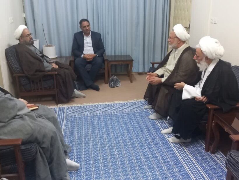 پویش به عشق پیامبر می بخشم در شهر مقدس قم برگزار شد