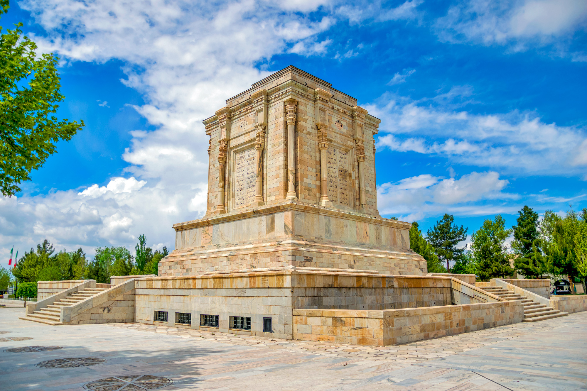 Tomb of Ferdowsi - Wikipedia