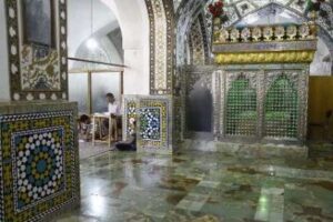 پایان مرمت اضطراری ورودی مقبره علامه مجلسی در اصفهان