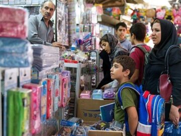 فروشندگان اجباری نوشت افزار به دانش‌آموزان جریمه می‌شوند