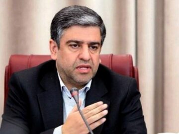 سفر بدون طمطراق؛ یک روز با پزشک جمهور