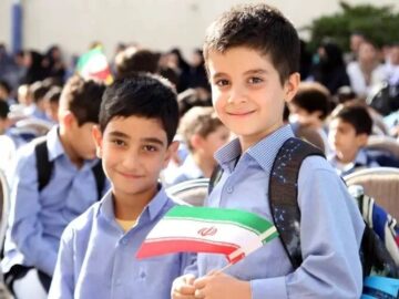 استاندار: تعداد دانش‌آموزان اول ابتدایی در گیلان نزولی شد