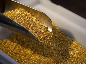 اخذ سهمیه واحدهای تولیدی طلا و جواهر آذربایجان‌غربی از معدن زر شوران پیگیری می‌شود