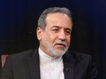 عراقچی: شایعه لغو عضویت ایران در شانگهای بی‌اساس است