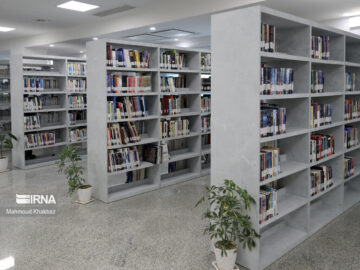 یک کتابخانه خیرساز در سبزوار به بهره‌برداری رسید+ فیلم