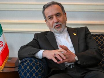 واکنش عراقچی به سکوت غرب در برابر توسعه زرادخانه هسته‌ای رژیم صهیونیستی
